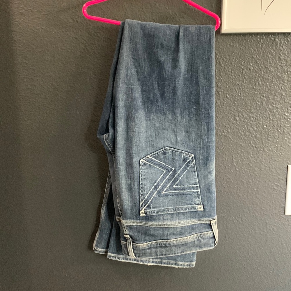 7 for all mankind